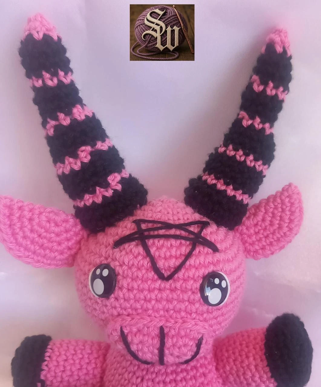 Baphomet Roze & Zwart – photo 2